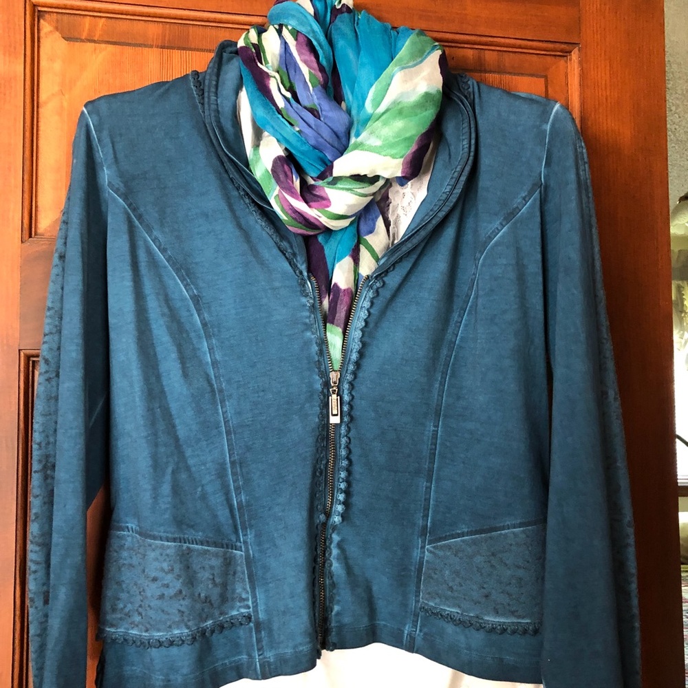 Cute Jean-look Short Jacket